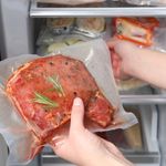 Market - Curatenie si intretinere casa - Produse bucatarie - Pungi si folii alimentare - Pachet 300 Pungi Vidat Gofrate pentru alimente, 90 microni, Neste® - 20 x 25 cm - Infinity.ro