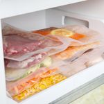 Market - Curatenie si intretinere casa - Produse bucatarie - Pungi si folii alimentare - Pachet 300 Pungi Vidat Gofrate pentru alimente, 90 microni, Neste® - 20 x 25 cm - Infinity.ro