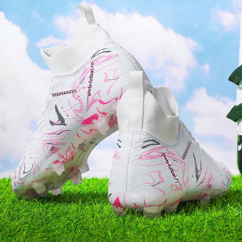 Sport si Outdoor - Echipament Sportiv - Incaltaminte sport - Pantofi sport - Ghete de fotbal MBrands, 8.3 cu glezna crampoane, culoarea alb 37 - Infinity.ro