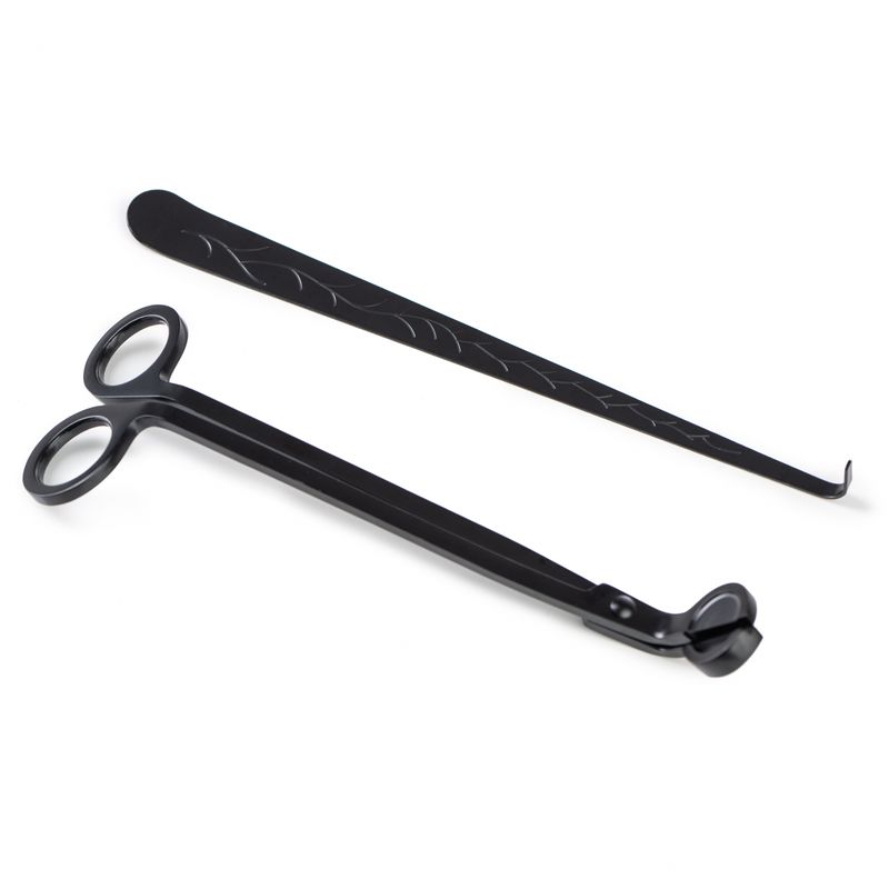 Casa si Gradina - Decoratiuni - Aromaterapie si lumanari - Lumanari si candele - Set lumanare parfumata Coniac si praline, suport lumanare, accesoriu elegant pentru stins lumanarea si foarfeca - Infinity.ro