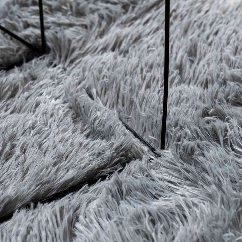 Casa si Gradina - Textile si covoare - Covoare - Covoare casa - Covor shaggy cu pom inalt, NAVARRA, gri argintiu, 200x290 cm - Infinity.ro