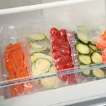 Market - Curatenie si intretinere casa - Produse bucatarie - Pungi si folii alimentare - Pachet 50 Pungi Gofrate pentru Vidat Neste® - 40 x 70 - Infinity.ro