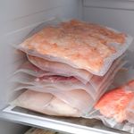 Market - Curatenie si intretinere casa - Produse bucatarie - Pungi si folii alimentare - Pachet 50 Pungi Gofrate pentru Vidat Neste® - 40 x 70 - Infinity.ro