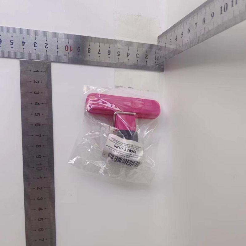 Casa si Gradina - Bucatarie si vesela - Ustensile bucatarie - Polonice, linguri si clesti de bucatarie - Cleste Multifunctional pentru Sigilarea Pungilor, Flippy, din Plastic, Mentine Alimentele Proaspete, 7x6.5 cm, Roz - Infinity.ro