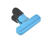 Casa si Gradina - Bucatarie si vesela - Ustensile bucatarie - Polonice, linguri si clesti de bucatarie - Cleste Multifunctional pentru Sigilarea Pungilor, Flippy, din Plastic, Mentine Alimentele Proaspete, 7x6.5 cm, Albastru - Infinity.ro