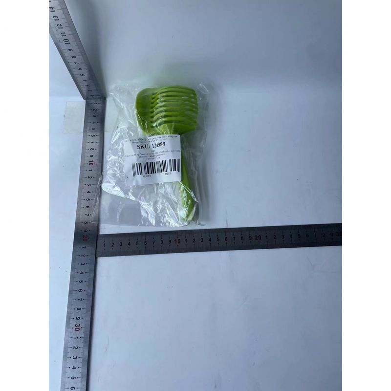 Casa si Gradina - Bucatarie si vesela - Ustensile bucatarie - Polonice, linguri si clesti de bucatarie - Ustenisla de bucatarie tip cleste pentru feliat fructe si legume Flippy, material ABS, 8 x 18.5 cm, verde - Infinity.ro