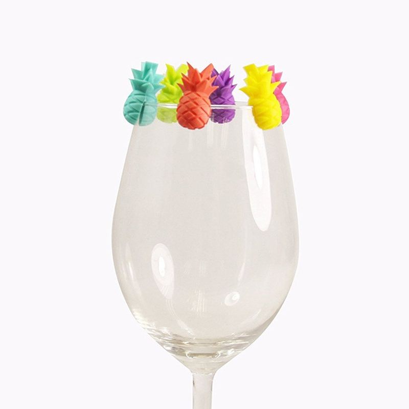 Casa si Gradina - Bucatarie si vesela - Cani si pahare - Pahare - Set 6 Accesorii pentru Pahare, Flippy, pentru Petreceri/Cocktailuri, din Silicon, Model Ananas, Multicolor - Infinity.ro