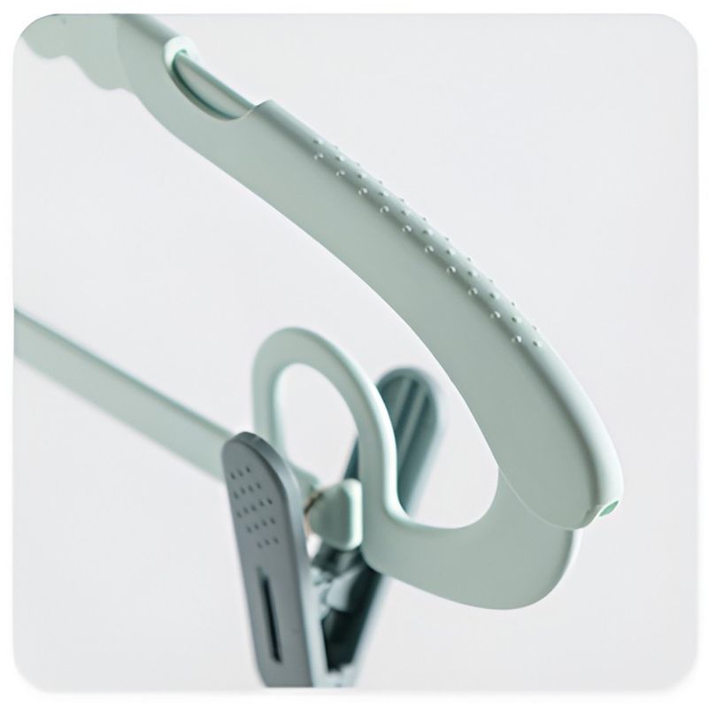 Market/Spalare si intretinere rufe/Uscatoare de rufe si accesorii - Set 20 de Cleme pentru Haine, Flippy, de Prindere pentru Pantaloni, Atasabile la Umerase, 1.6x2.3x6.35 cm, Verde - Infinity.ro