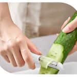 Casa si Gradina - Bucatarie si vesela - Vesela si tacamuri - Cutite si seturi de cutite - Cutit de Fructe Multifunctional, Flippy, Razatoare, Curatator Fructe-Legume, Deschizator de Sticle, 18.1x3.8x2cm, Galben - Infinity.ro