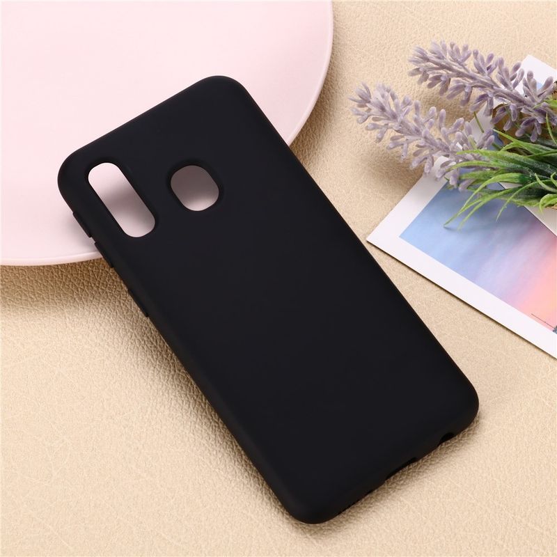 Laptop, Telefoane si Tablete - Telefoane mobile si accesorii - Accesorii Telefoane - Huse telefoane - Husa protectie compatibila cu Samsung A20E Liquid Silicone Case Negru - Infinity.ro