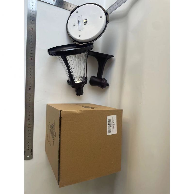 Casa si Gradina - Corpuri si surse de iluminat - Iluminat exterior - Lampi solare - Lampa solara cu prindere de perete, Flippy, Alb cald - Infinity.ro