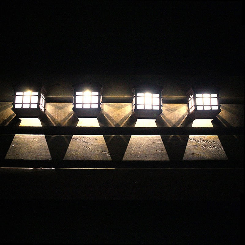 Casa si Gradina - Corpuri si surse de iluminat - Iluminat exterior - Lampi solare - Lampa solara LED tip Felinar pentru perete Flippy, 11.5 x 8.3cm, 1.2V, ABS, 400mAh, alb cald - Infinity.ro