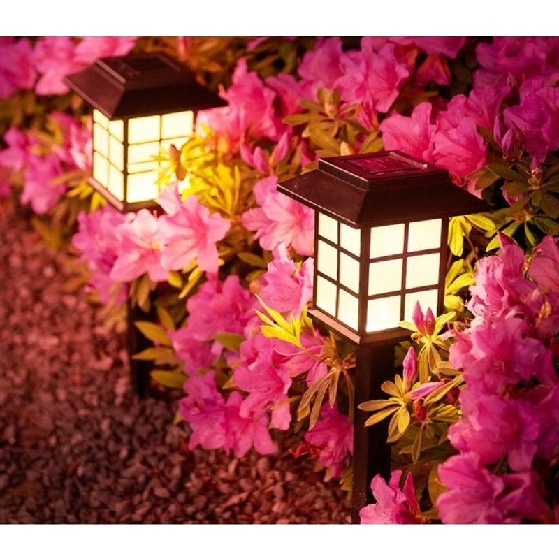 Casa si Gradina - Corpuri si surse de iluminat - Iluminat exterior - Lampi solare - Lampa solara Led pentru gradina, Tip felinar, Flippy, Alb cald - Infinity.ro