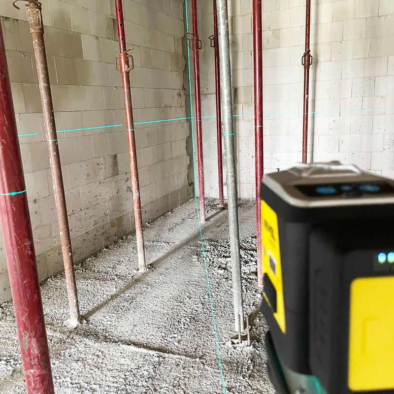 Casa si Gradina - Constructii - Scule electrice si accesorii - Aparate de masura - Nivela laser cu fascicul albastru in cruce, 3 x 360°, CL3B cu Bluetooth - Infinity.ro