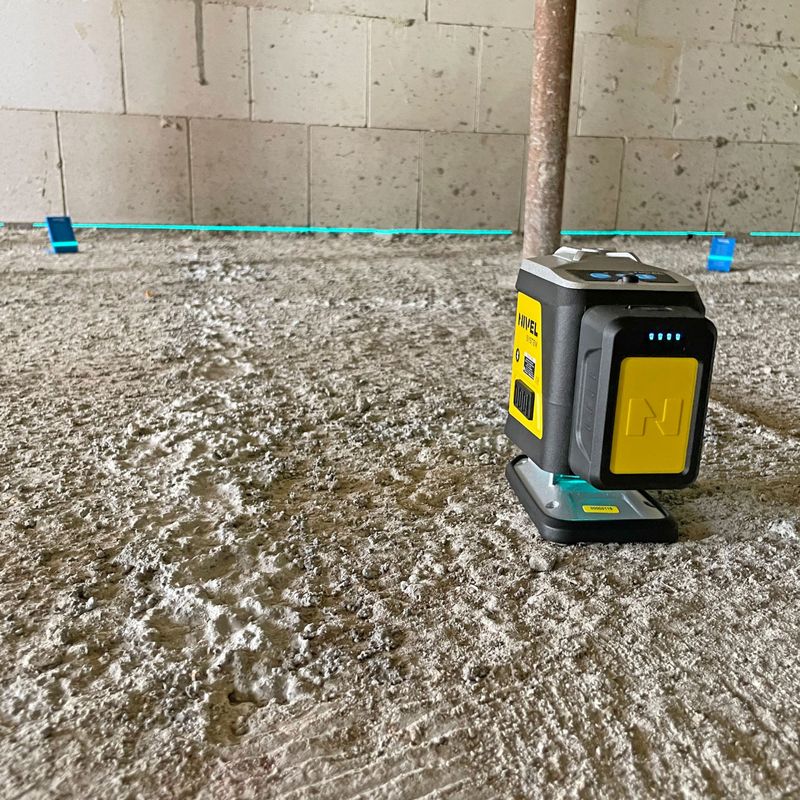 Casa si Gradina - Constructii - Scule electrice si accesorii - Aparate de masura - Nivela laser cu fascicul albastru in cruce, 3 x 360°, CL3B cu Bluetooth - Infinity.ro