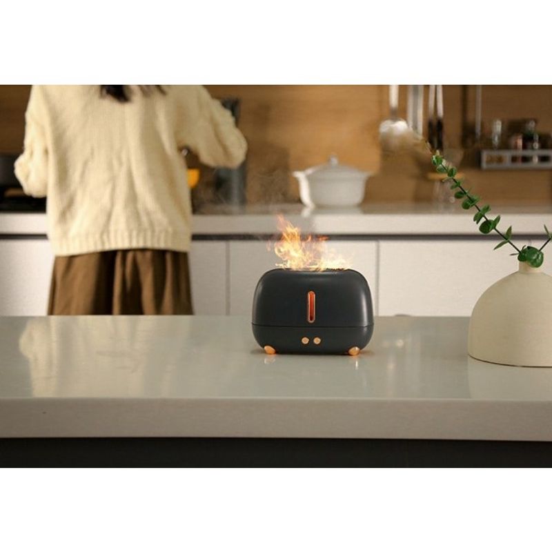 Electronice si Electrocasnice - Climatizare si sisteme de incalzire - Aparate filtrare aer - Umidificatoare - Umidificator de tip flacara, Flippy, cu aromaterapie, 7 culori, 250 ml, negru - Infinity.ro