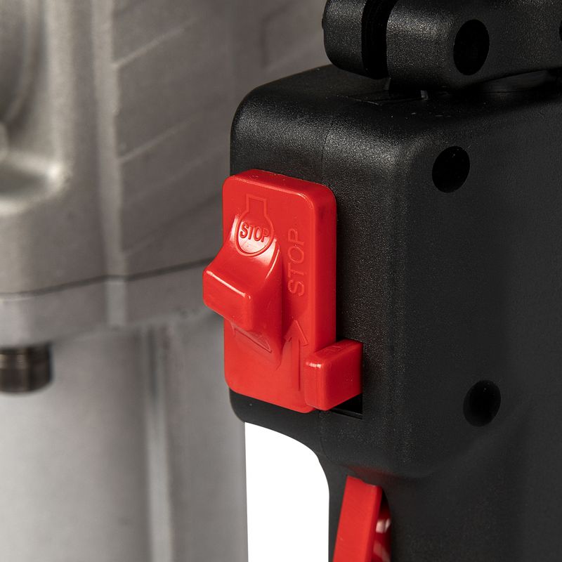 Casa si Gradina - Gradinarit si plante - Utilaje gradina - Coase electrice si motocoase - Masina batut stalpi Detoolz 1.8Nm 2000bpm motor 44CC 2T - Infinity.ro