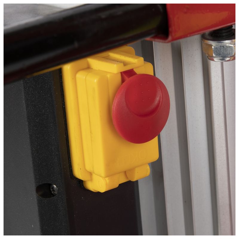 Casa si Gradina - Gradinarit si plante - Utilaje gradina - Aspiratoare, suflante si tocatoare - Despicator vertical 10T lemn/busteni 3000W - Infinity.ro