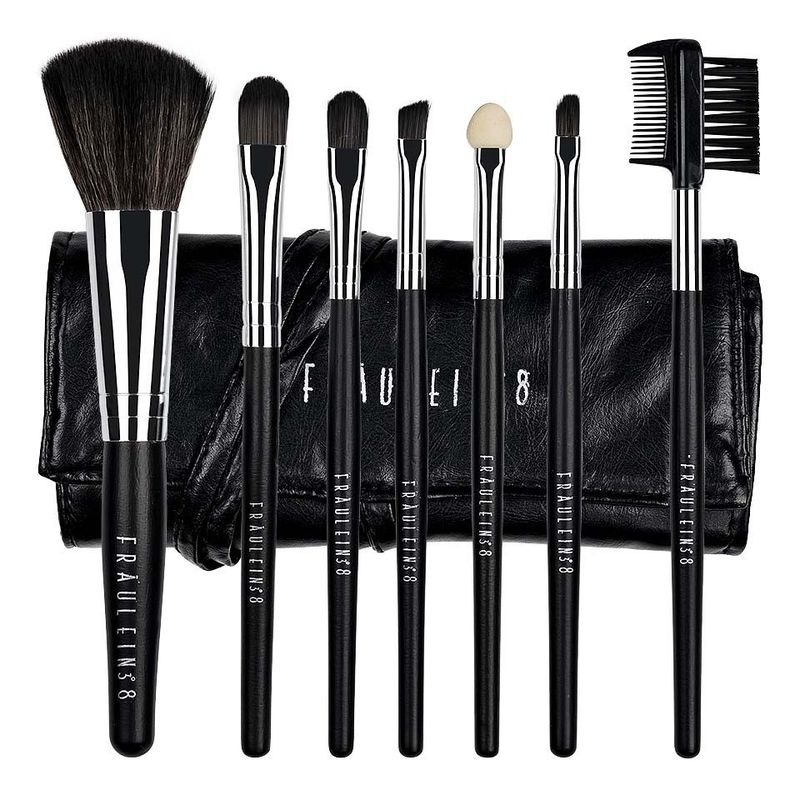 Ingrijire personala si Cosmetice - Machiaj - Aplicatoare si pensule machiaj - Set 7 pensule machiaj Fraulein Black - Infinity.ro
