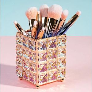 Ingrijire personala si Cosmetice - Machiaj - Aplicatoare si pensule machiaj - Infinity.ro