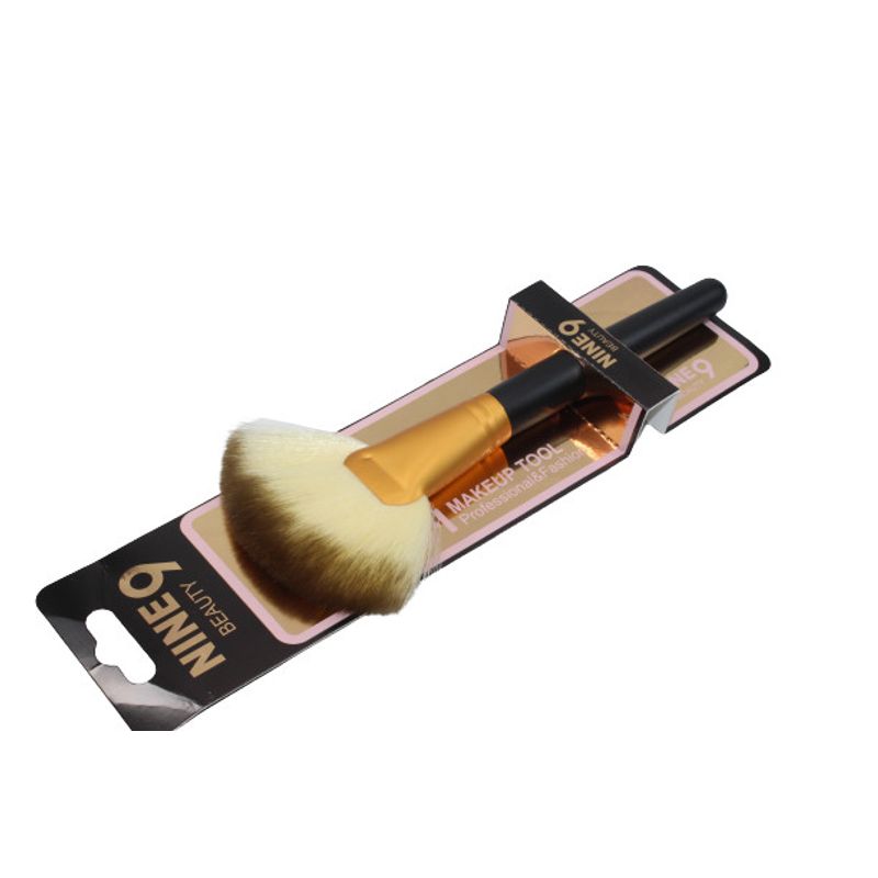 Ingrijire personala si Cosmetice - Machiaj - Aplicatoare si pensule machiaj - Pensula iluminator, Makeup, Nine Beauty - Infinity.ro