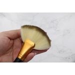 Ingrijire personala si Cosmetice - Machiaj - Aplicatoare si pensule machiaj - Pensula iluminator, Makeup, Nine Beauty - Infinity.ro