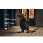 Carti si Birotica - Carti - Carti pentru copii - Basme si povesti - Invazia animalelor de plus - Invasion of the Stuffed Animals (editie bilingva) - Infinity.ro