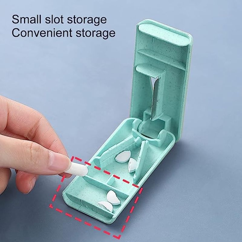 Ingrijire personala si Cosmetice - Sanatate si wellness - Aparate medicale - Accesorii medicale pentru recuperare si tratament - Dispozitiv taiere si depozitare medicamente, flippy, albastru, plastic, 8 x 4 x 1.8 cm - Infinity.ro