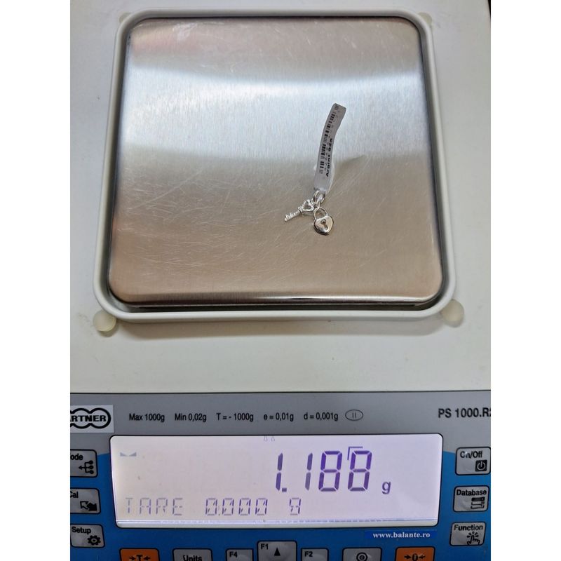 Fashion, accesorii si bijuterii - Femei - Bijuterii femei - Pandantive femei - Pandantiv din argint 925 inima si cheie - Infinity.ro