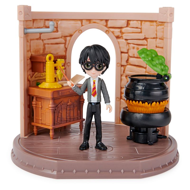 Jucarii, Copii si Bebe - Jucarii si jocuri - Figurine - Harry Potter wizarding world magical sala de clasa minis potiuni Harry Potter - Infinity.ro