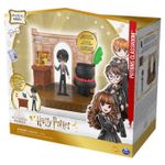 Jucarii, Copii si Bebe - Jucarii si jocuri - Figurine - Harry Potter wizarding world magical sala de clasa minis potiuni Harry Potter - Infinity.ro