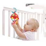Jucarii, Copii si Bebe - Jucarii si jocuri - Vehicule si jucarii cu telecomanda - Masinute - Zornaitoare masinuta cu 3 chei - Infinity.ro
