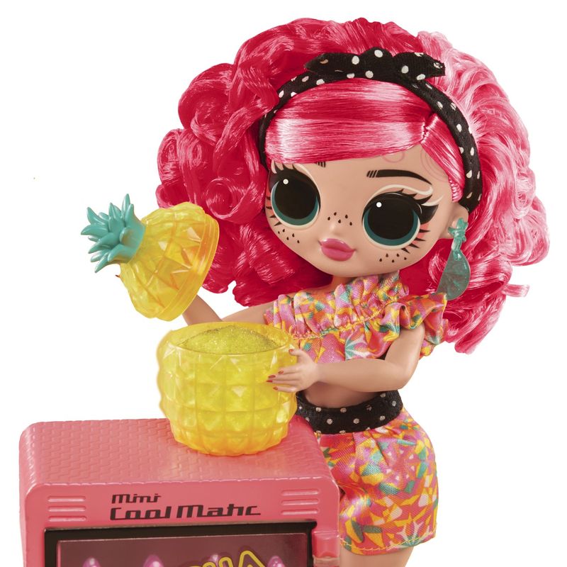 Jucarii, Copii si Bebe - Jucarii si jocuri - Papusi si accesorii - Papusi - L.O.L. Surprise! omg sweet nails pinky pops fruit shop set papusa cu accesorii - Infinity.ro