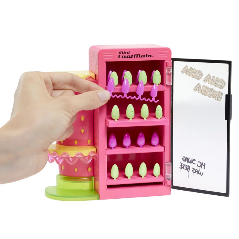 Jucarii, Copii si Bebe - Jucarii si jocuri - Papusi si accesorii - Papusi - L.O.L. Surprise! omg sweet nails pinky pops fruit shop set papusa cu accesorii - Infinity.ro