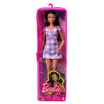 Jucarii, Copii si Bebe - Jucarii si jocuri - Papusi si accesorii - Papusi - Papusa Barbie fashionista bruneta cu rochie mov - Infinity.ro