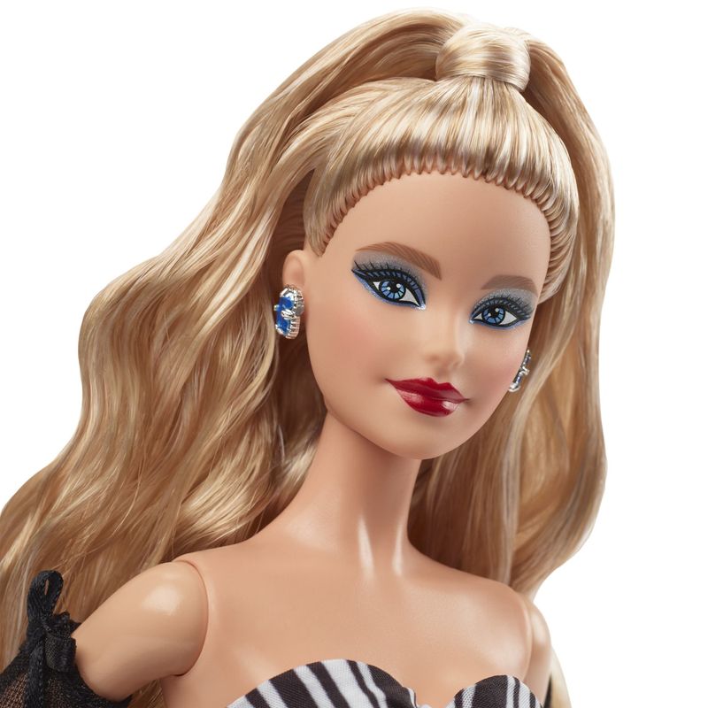 Jucarii, Copii si Bebe - Jucarii si jocuri - Papusi si accesorii - Papusi - Barbie signature aniversare 65 ani papusa Barbie cu rochie de bal alb negru - Infinity.ro