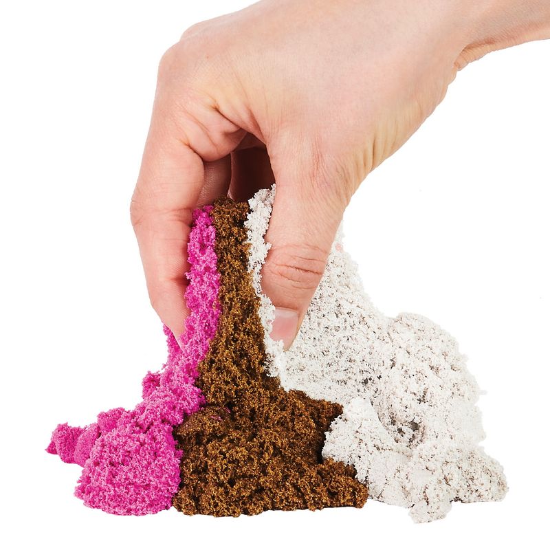 Jucarii, Copii si Bebe - Jucarii si jocuri - Jucarii & jocuri educative - Pasta, lut si nisip modelabil - Kinetic sand set inghetata si prajiturele colorate si parfumate - Infinity.ro