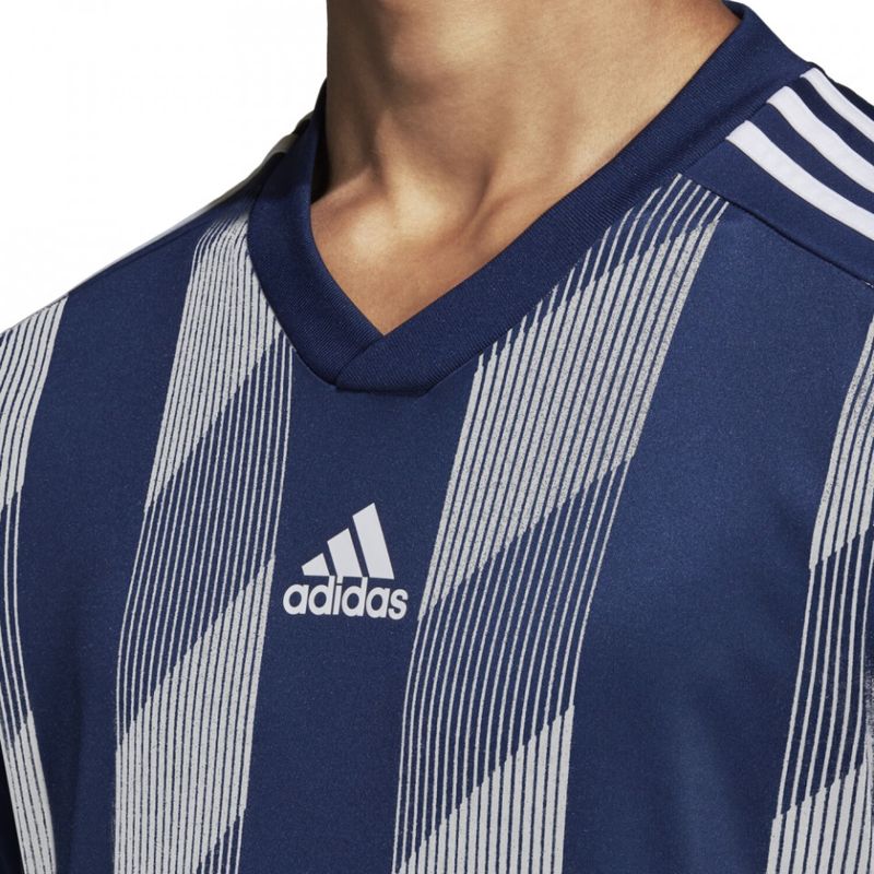 Sport si Outdoor - Echipament Sportiv - Imbracaminte sport - Tricouri sport - Tricou Adidas Striped 19 pentru barbati, S - Infinity.ro