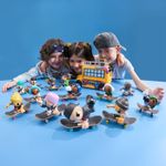 Jucarii, Copii si Bebe - Jucarii si jocuri - Figurine - Tech deck sk8 crew pachet 2 seturi plita si figurina 9.6cm casca alba si casti gri - Infinity.ro