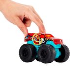Jucarii, Copii si Bebe - Jucarii si jocuri - Vehicule si jucarii cu telecomanda - Masinute - Hot Wheels monster truck roarin wreckers demo derby cu functii si sunete scara  1:43 - Infinity.ro