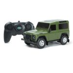 Jucarii, Copii si Bebe - Jucarii si jocuri - Vehicule si jucarii cu telecomanda - Masinute - Masina cu telecomanda land rover defender verde cu scara 1 la 24 - Infinity.ro