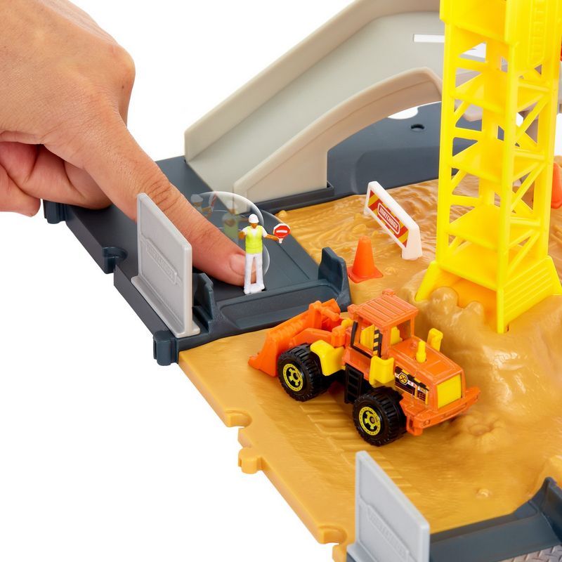 Jucarii, Copii si Bebe - Jucarii si jocuri - Jucarii & jocuri educative - Jucarii interactive - Matchbox set santier - Infinity.ro