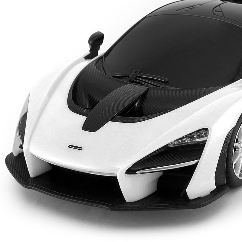 Jucarii, Copii si Bebe - Jucarii si jocuri - Vehicule si jucarii cu telecomanda - Masinute - Masina cu telecomanda mclaren senna alb cu scara 1 la 18 - Infinity.ro