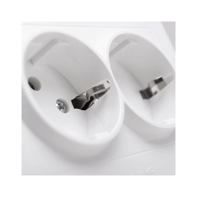 Casa si Gradina - Electrice - Prize - Priza dubla cu CP alb - Infinity.ro