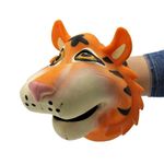 Jucarii, Copii si Bebe - Jucarii si jocuri - Jucarii & jocuri educative - Jucarii interactive - Marioneta de mana, pentru copii, Deluxebase, 13 cm, model tigru - Infinity.ro