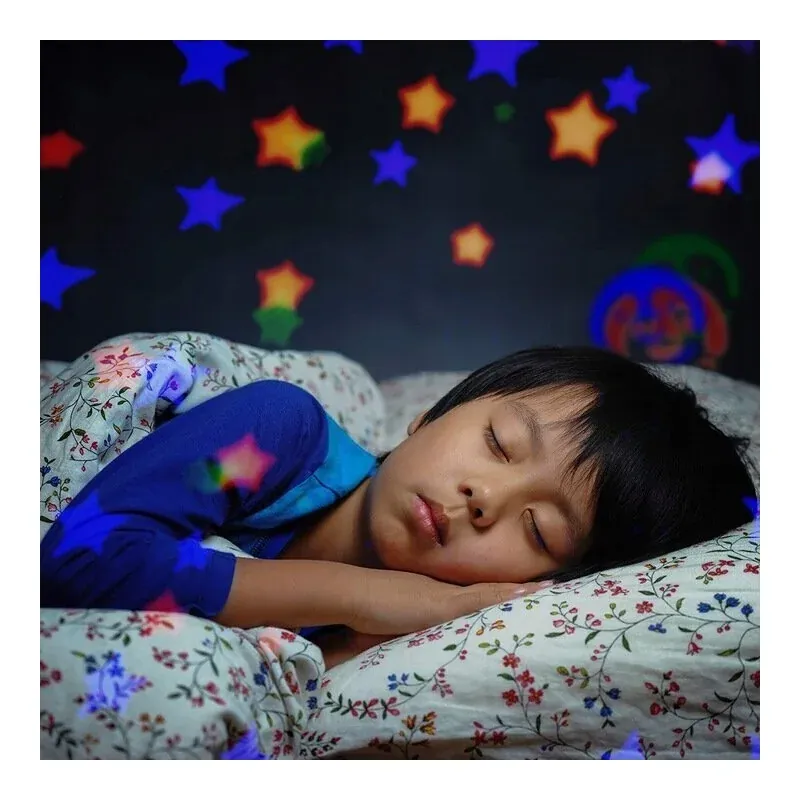 Casa si Gradina - Corpuri si surse de iluminat - Veioze si lampi - Lampi de veghe copii - Lampa de veche cu proiector, stele pe tavan, Gonga® Maro - Infinity.ro