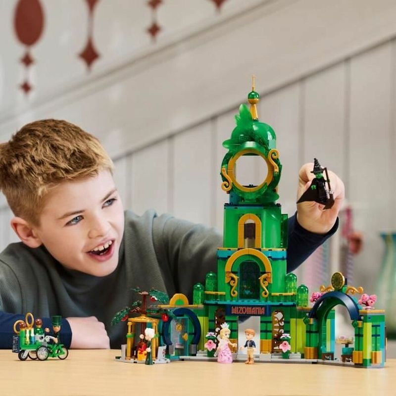 Jucarii, Copii si Bebe - Jucarii si jocuri - Seturi de constructie si cuburi - Seturi de constructie - Set de Constructie Lego Wicked 75684 Welcome to Emerald City 945 Piese - Infinity.ro