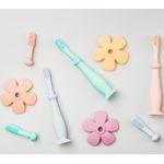 Jucarii, Copii si Bebe - Igiena si ingrijire - Articole igiena dentara copii - Periuta de dinti bebe din silicon Babysnugg cu 2 capete si ventuza, fara BPA, PVC, Latex si Ftalati - Albastra - Infinity.ro