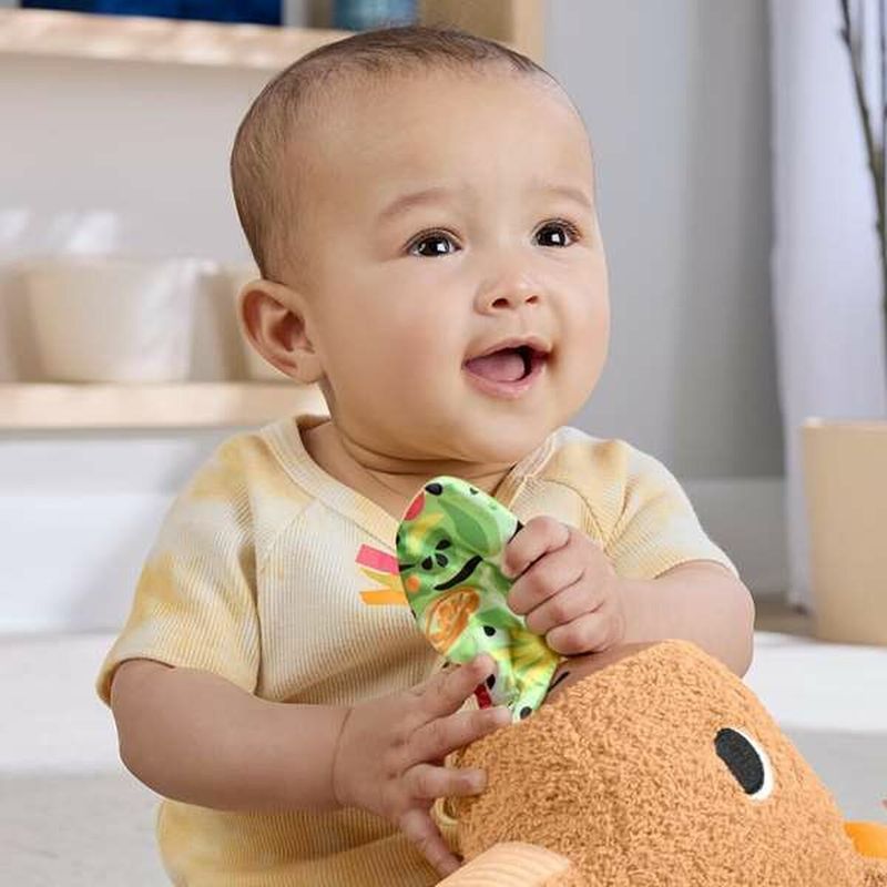 Jucarii, Copii si Bebe - Jucarii si jocuri - Jocuri si puzzle - Jocuri de societate - Papusa bebelus Fisher Price - Infinity.ro