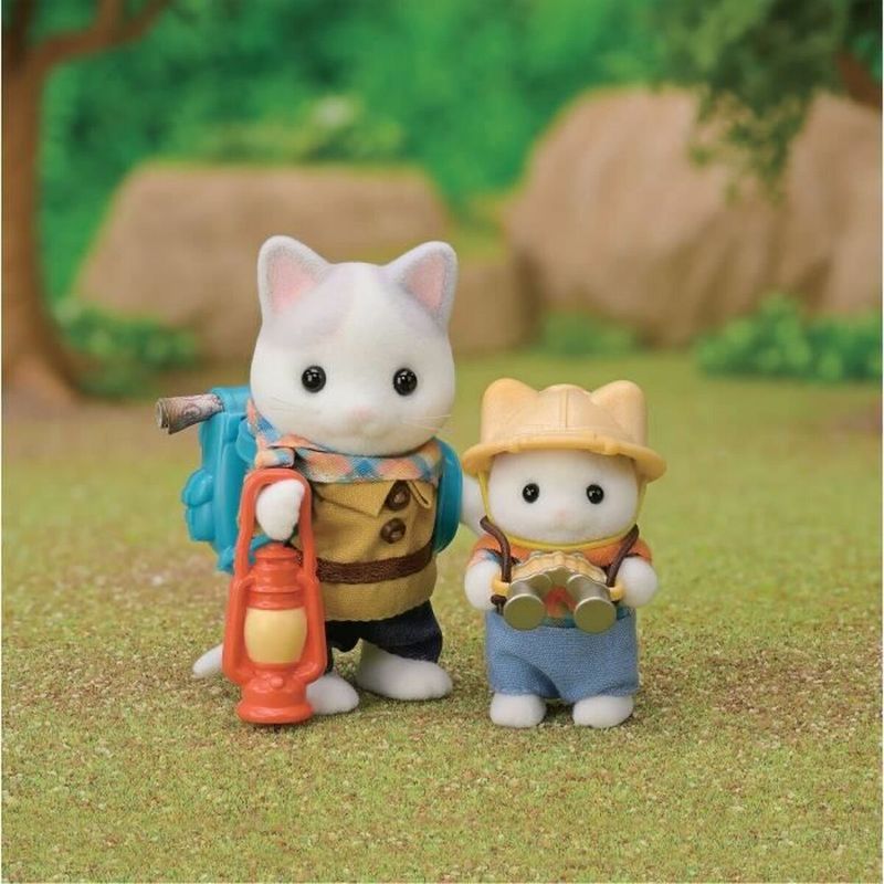 Jucarii, Copii si Bebe - Jucarii si jocuri - Figurine - Playset Sylvanian Families Son and Baby Cat Latte - Secret Forest Adventure - Infinity.ro
